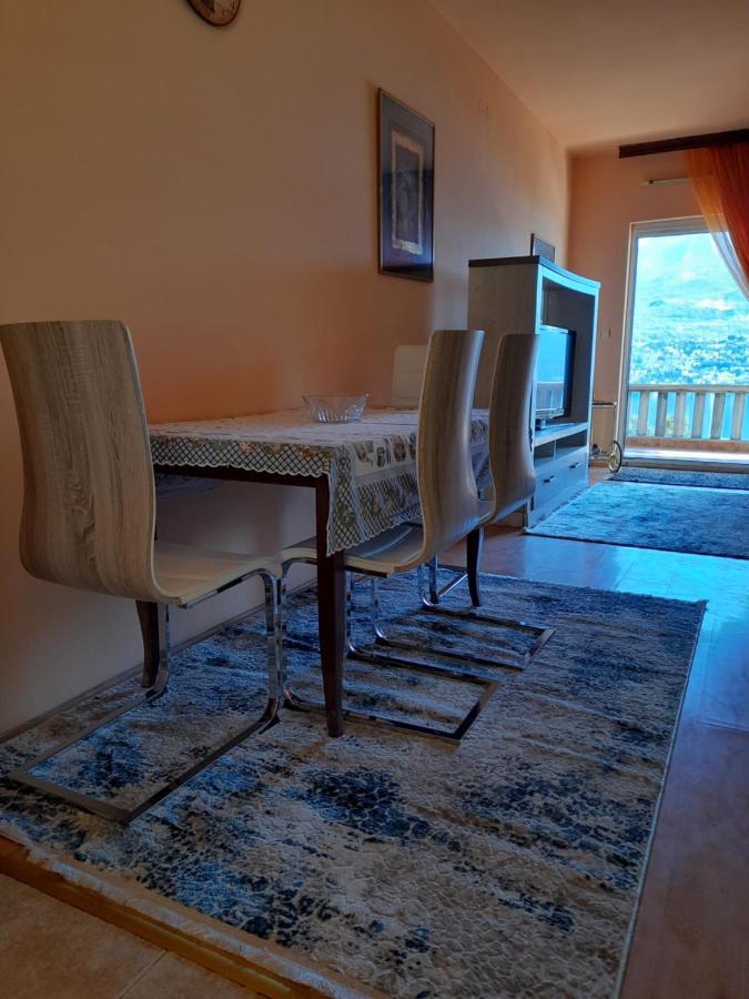 Villa Garden Apartments Херцег-Нови Экстерьер фото