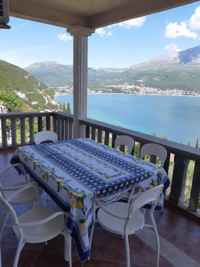 Villa Garden Apartments Херцег-Нови Экстерьер фото